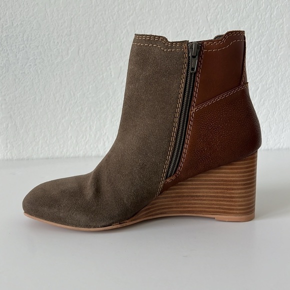NWOB DIBA True Drum Roll Wedge Booties - Picture 8 of 16